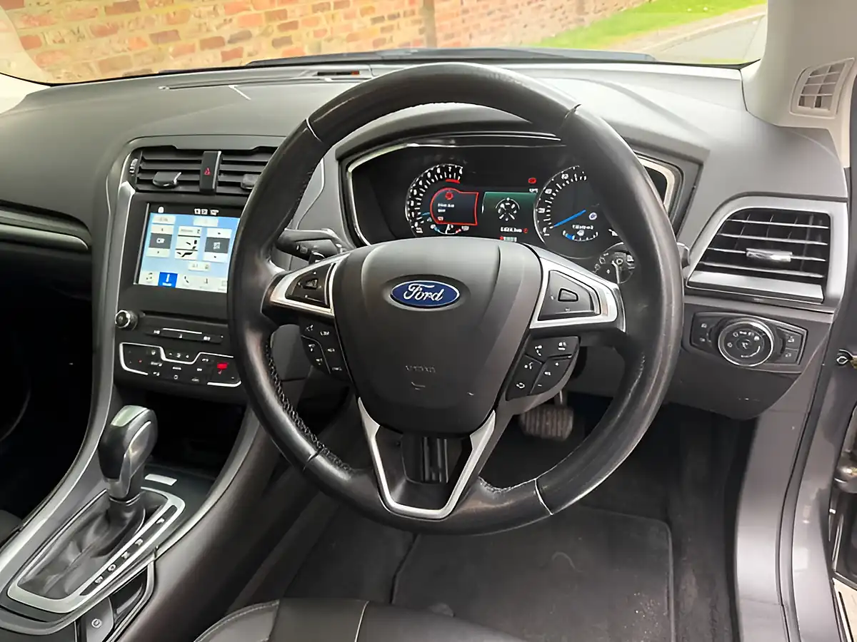 Used 2018 Ford Mondeo Titanium Grey - Interior and Exterior details 4
