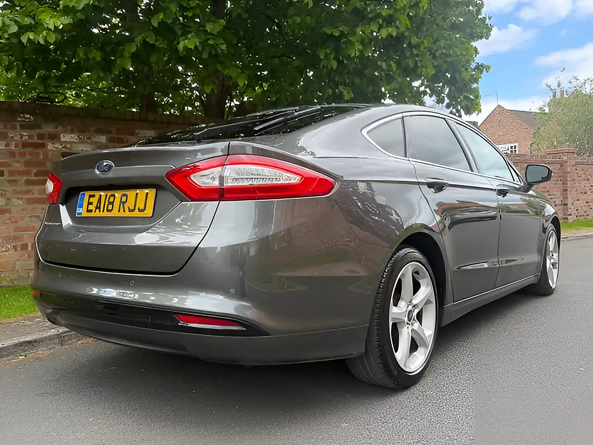 Used 2018 Ford Mondeo Titanium Grey - Interior and Exterior details 5