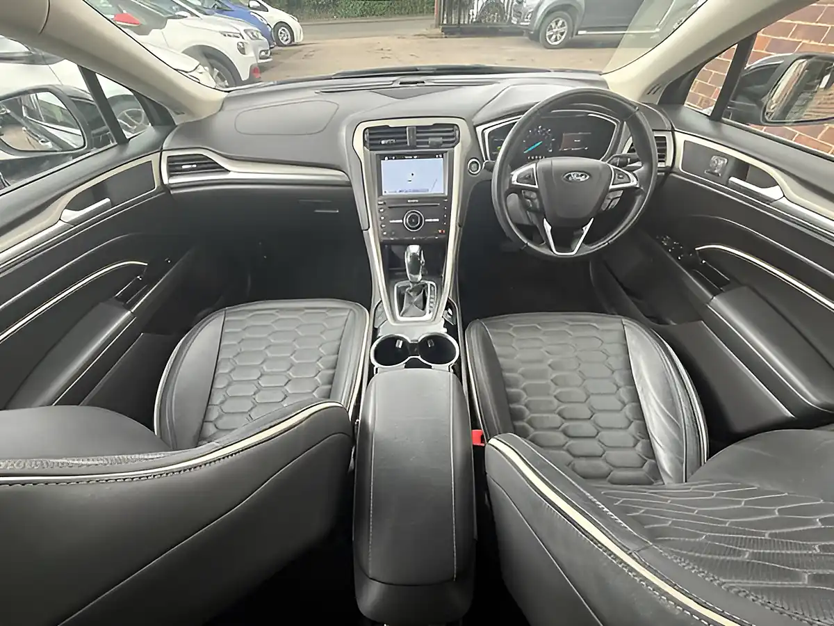 Used 2018 Ford Mondeo Vignale Black - Interior and Exterior details 15