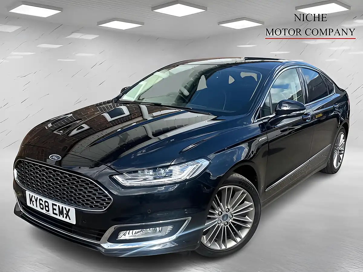 Used 2018 Ford Mondeo Vignale Black - Interior and Exterior details 4