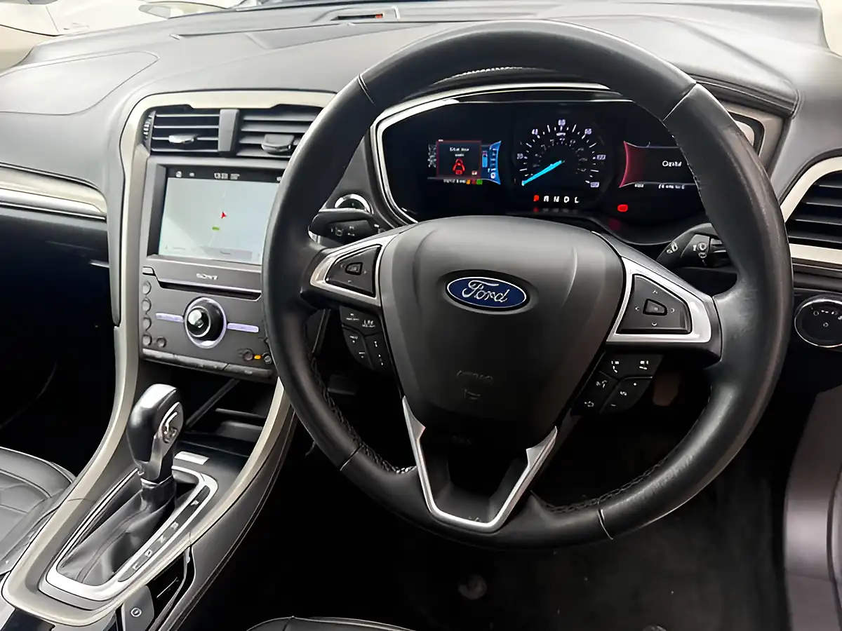Used 2018 Ford Mondeo Vignale Black - Interior and Exterior details 9