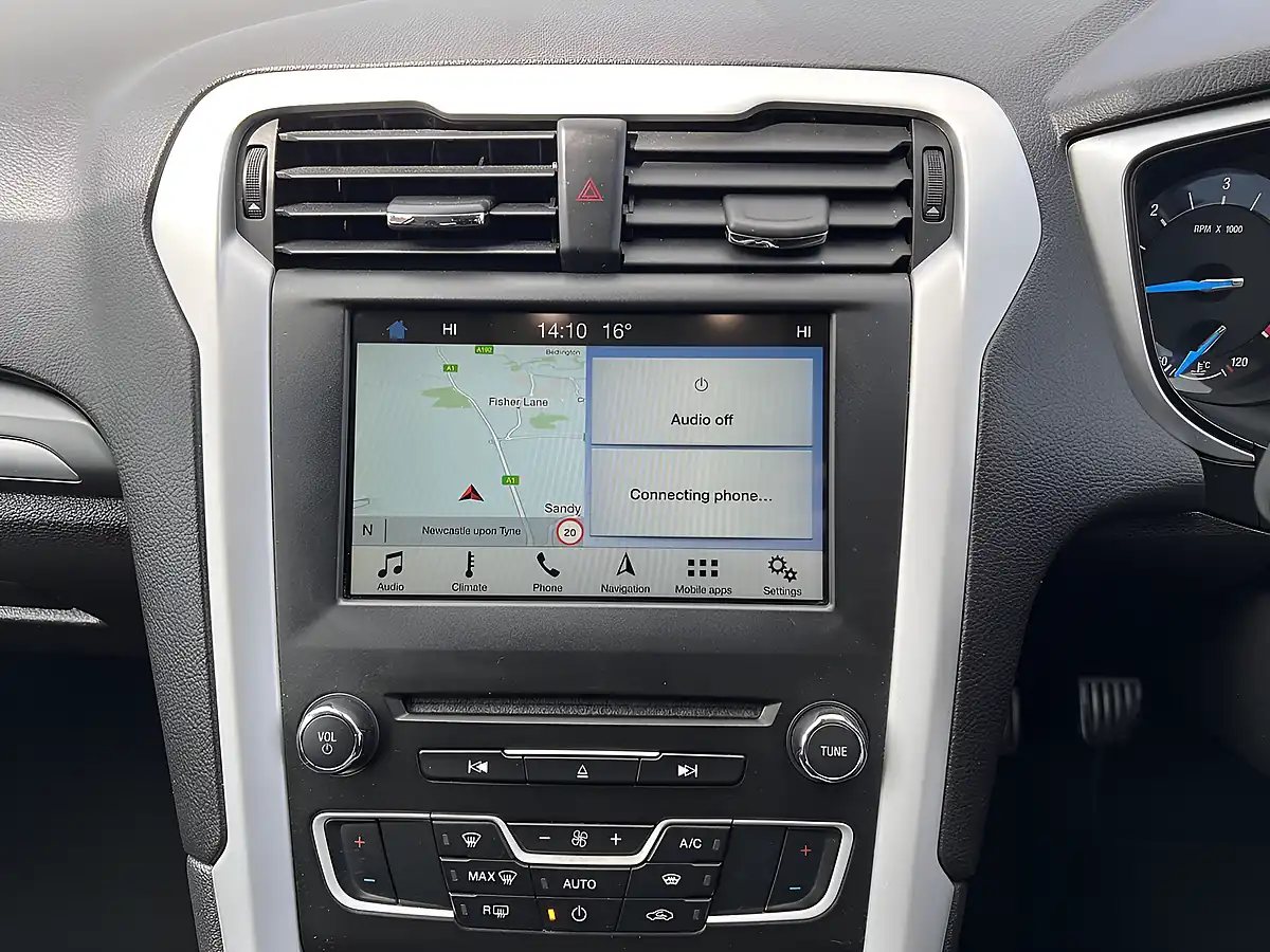 Used 2018 Ford Mondeo Zetec Edition Moondust Silver Met - Interior and Exterior details 12