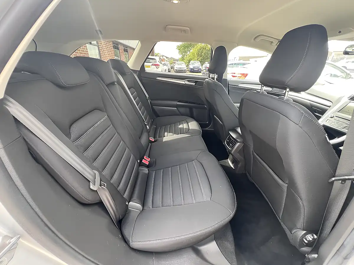 Used 2018 Ford Mondeo Zetec Edition Moondust Silver Met - Interior and Exterior details 4