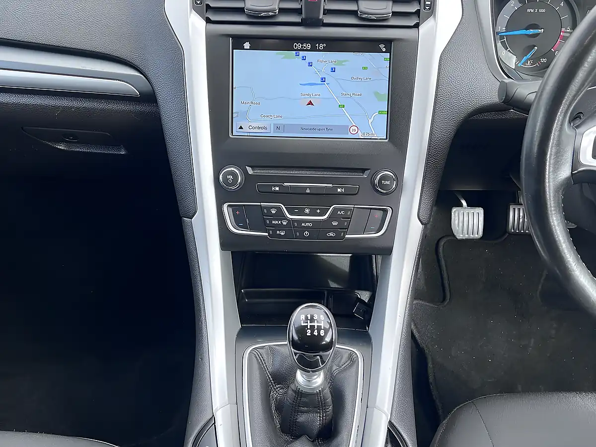 Used 2018 Ford Mondeo Zetec Edition Moondust Silver Met - Interior and Exterior details 12