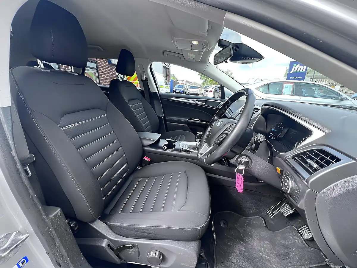 Used 2018 Ford Mondeo Zetec Edition Moondust Silver Met - Interior and Exterior details 3