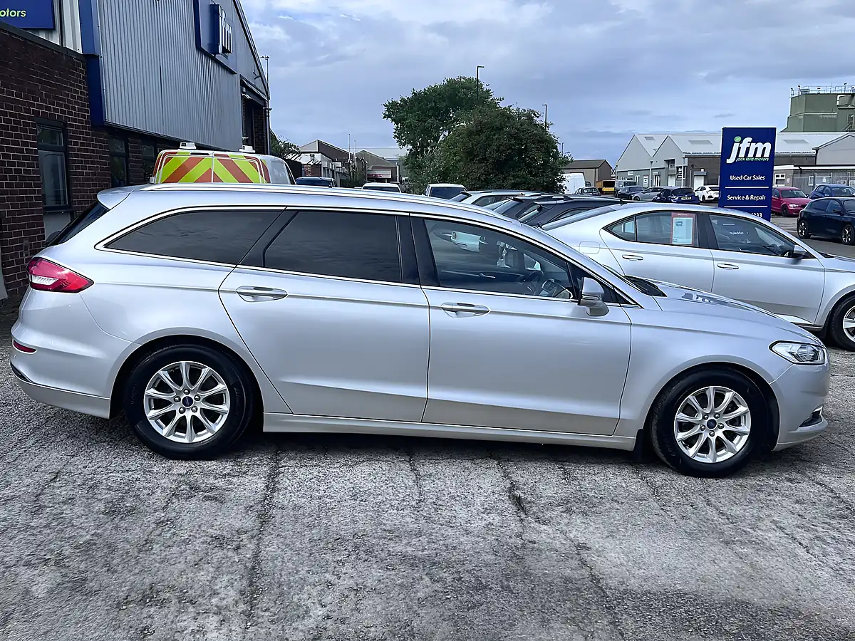 Used 2018 Ford Mondeo Zetec Edition Moondust Silver Met - Interior and Exterior details 5