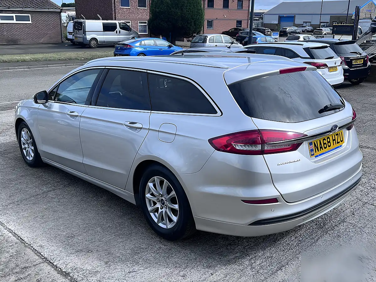 Used 2018 Ford Mondeo Zetec Edition Moondust Silver Met - Interior and Exterior details 8