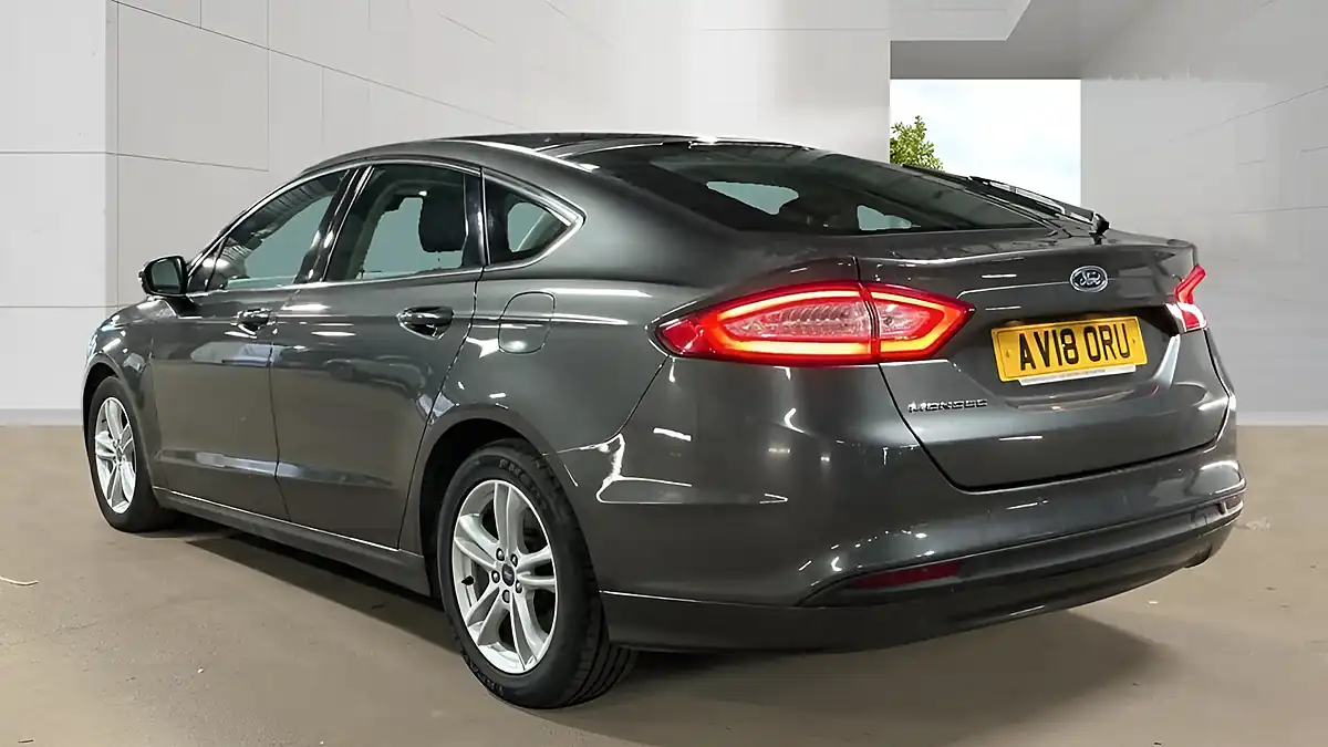 Used 2018 Ford Mondeo Zetec Grey - Interior and Exterior details 3
