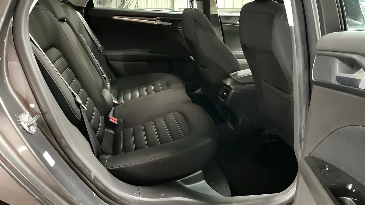 Used 2018 Ford Mondeo Zetec Grey - Interior and Exterior details 7