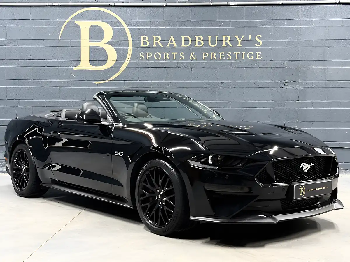 Used 2018 Ford Mustang GT Black - Front View