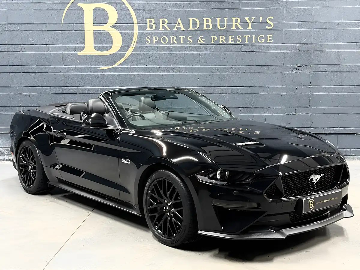 Used 2018 Ford Mustang GT Black - Interior and Exterior details 10