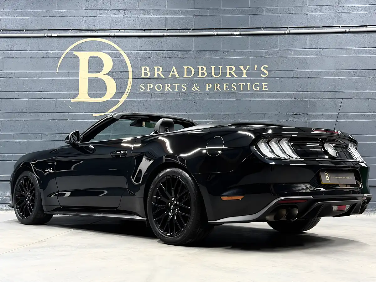 Used 2018 Ford Mustang GT Black - Interior and Exterior details 14