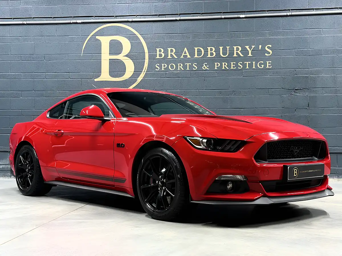 Used 2018 Ford Mustang GT Red - Interior and Exterior details 10