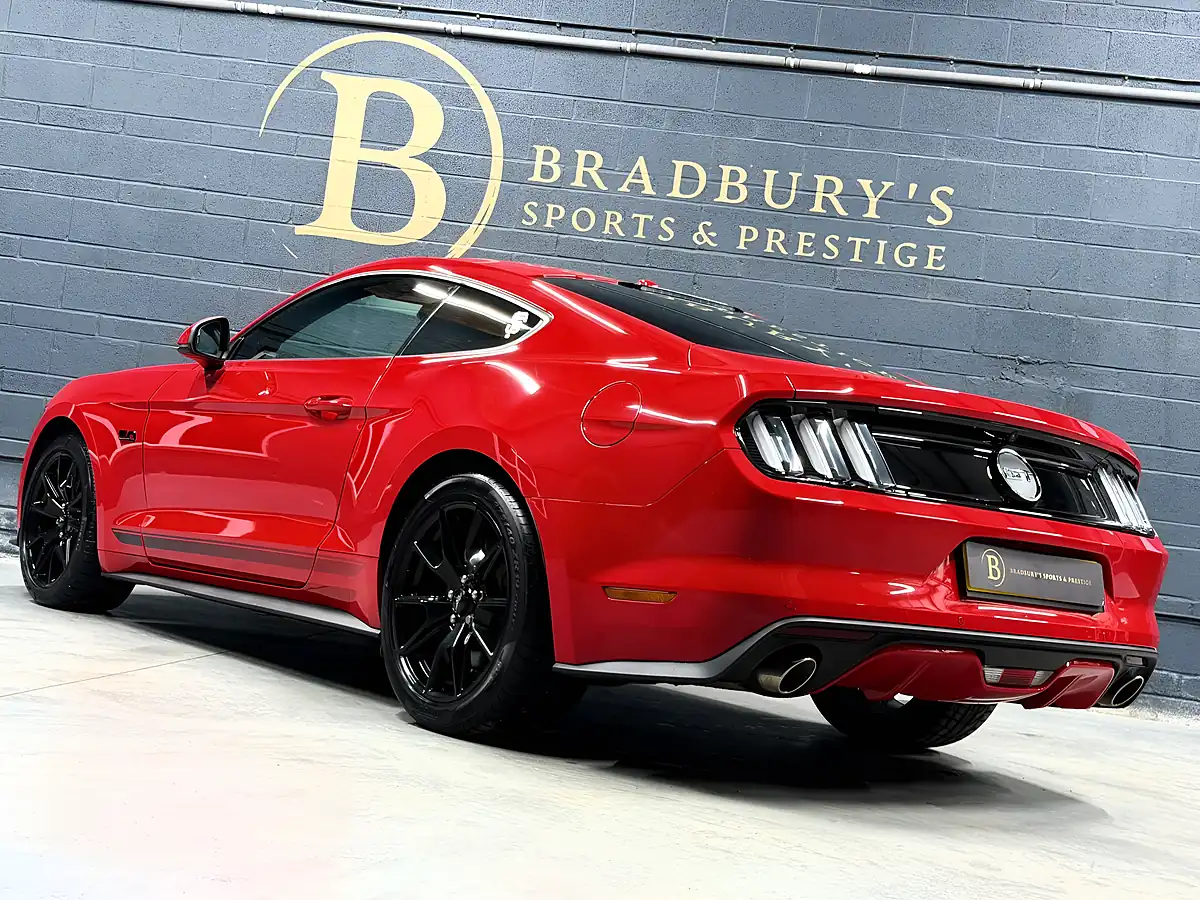 Used 2018 Ford Mustang GT Red - Interior and Exterior details 14