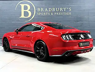 Used 2018 Ford Mustang GT Red - Interior and Exterior details 15