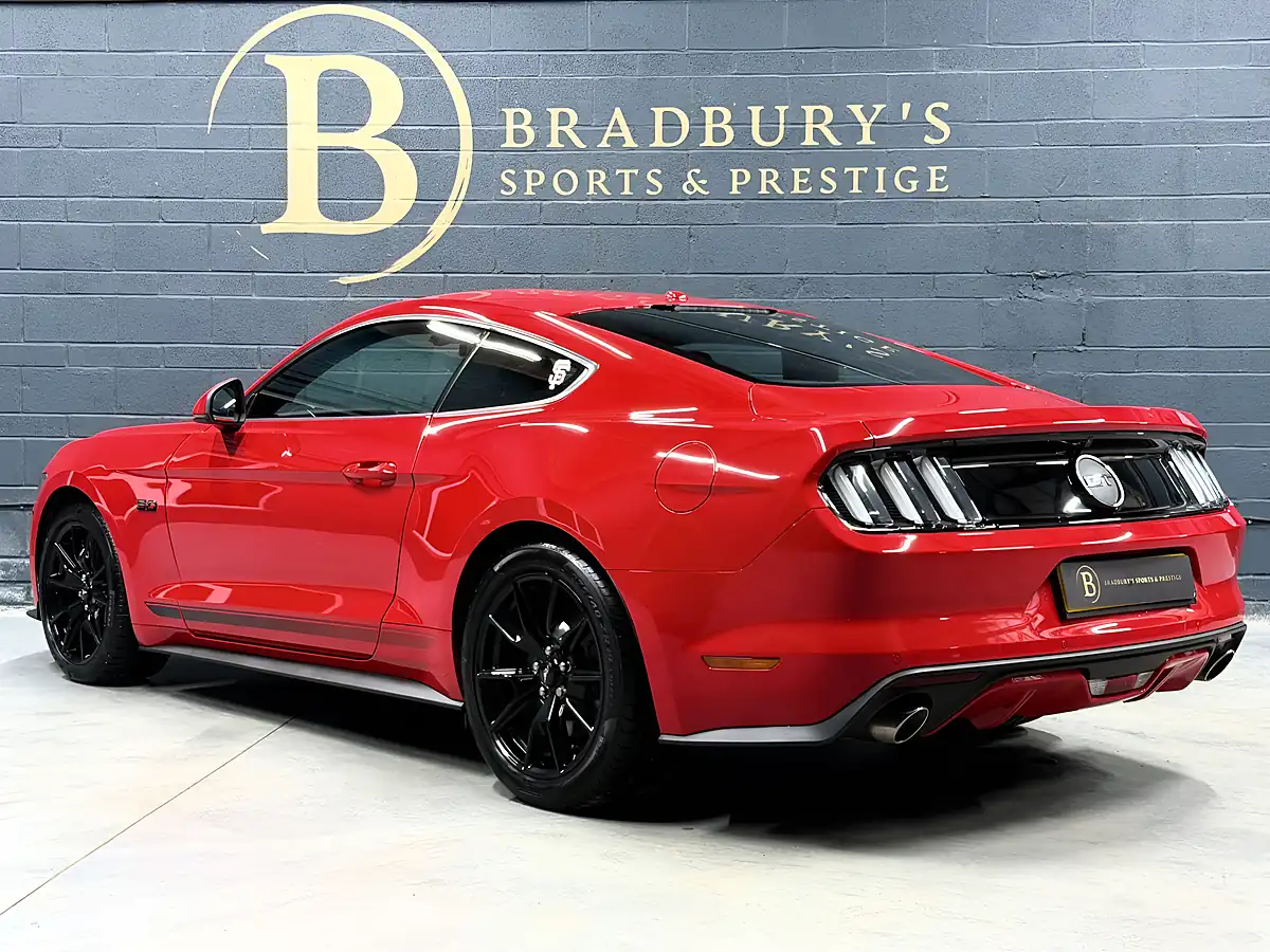 Used 2018 Ford Mustang GT Red - Interior and Exterior details 15