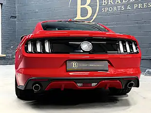 Used 2018 Ford Mustang GT Red - Interior and Exterior details 16