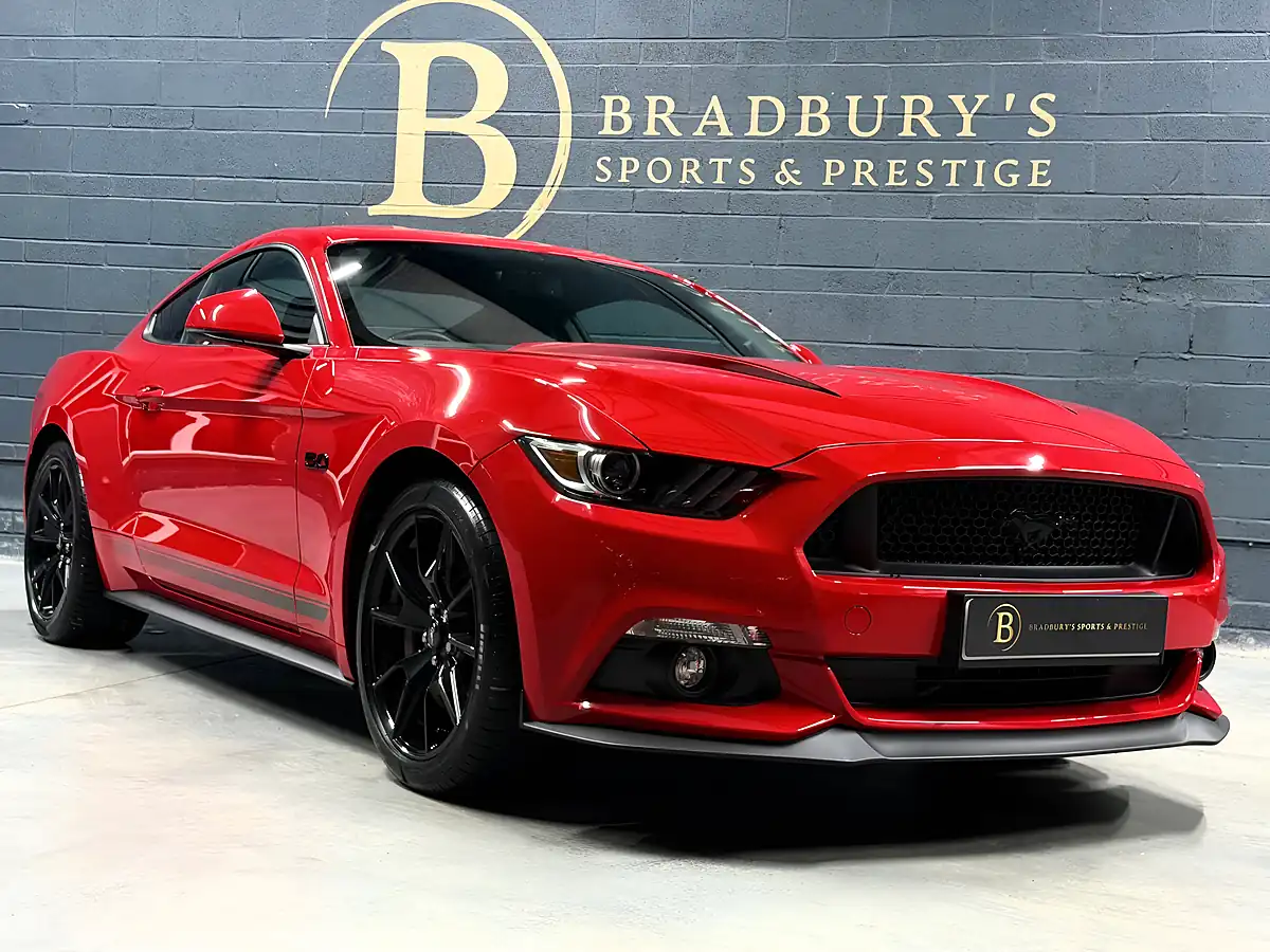 Used 2018 Ford Mustang GT Red - Interior and Exterior details 5