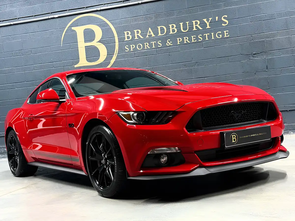 Used 2018 Ford Mustang GT Red - Interior and Exterior details 6