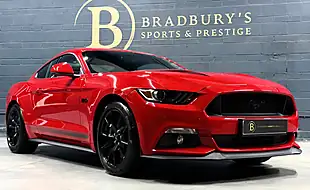 Used 2018 Ford Mustang GT Red - Interior and Exterior details 9