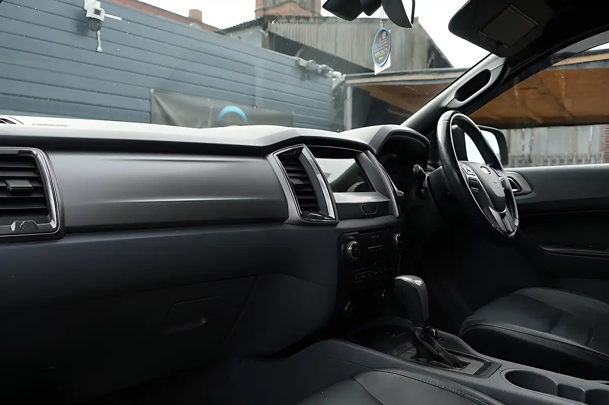 Used 2018 Ford Ranger Limited 1 Black - Interior and Exterior details 10
