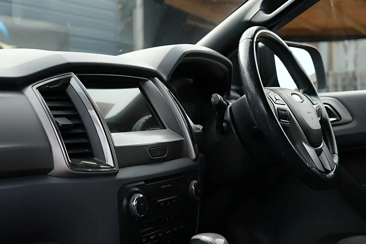 Used 2018 Ford Ranger Limited 1 Black - Interior and Exterior details 11