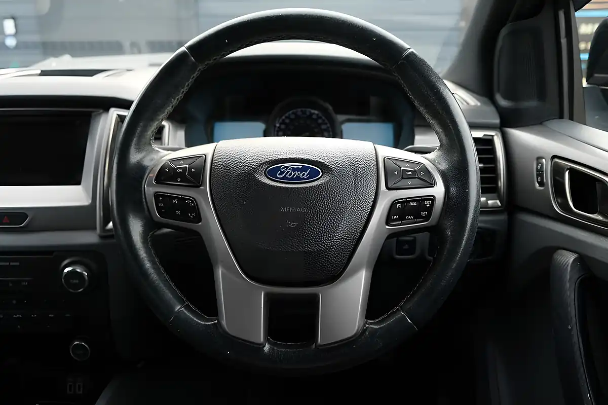 Used 2018 Ford Ranger Limited 1 Black - Interior and Exterior details 12