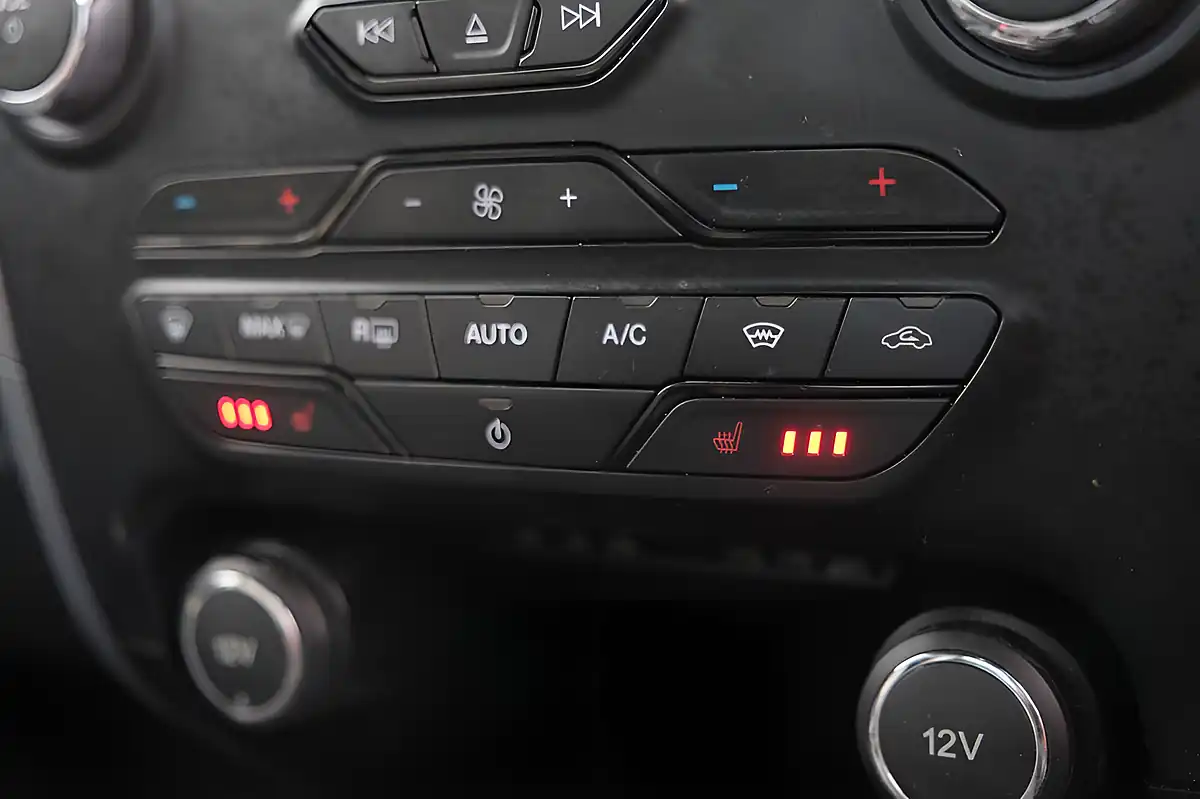 Used 2018 Ford Ranger Limited 1 Black - Interior and Exterior details 19