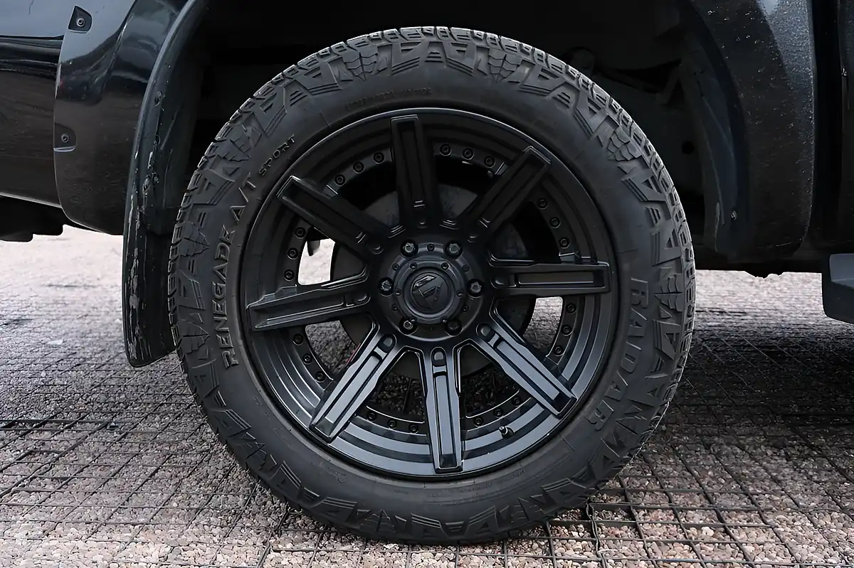 Used 2018 Ford Ranger Limited 1 Black - Interior and Exterior details 7