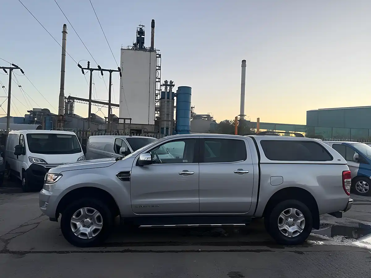 Used 2018 Ford Ranger Limited 1 Silver - Interior and Exterior details 6