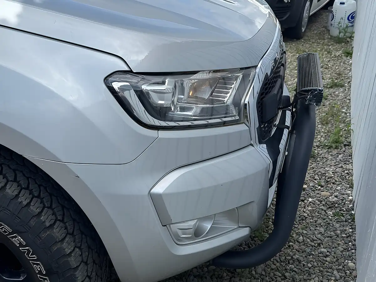 Used 2018 Ford Ranger Limited Silver - Interior and Exterior details 10