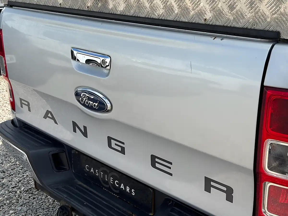 Used 2018 Ford Ranger Limited Silver - Interior and Exterior details 8