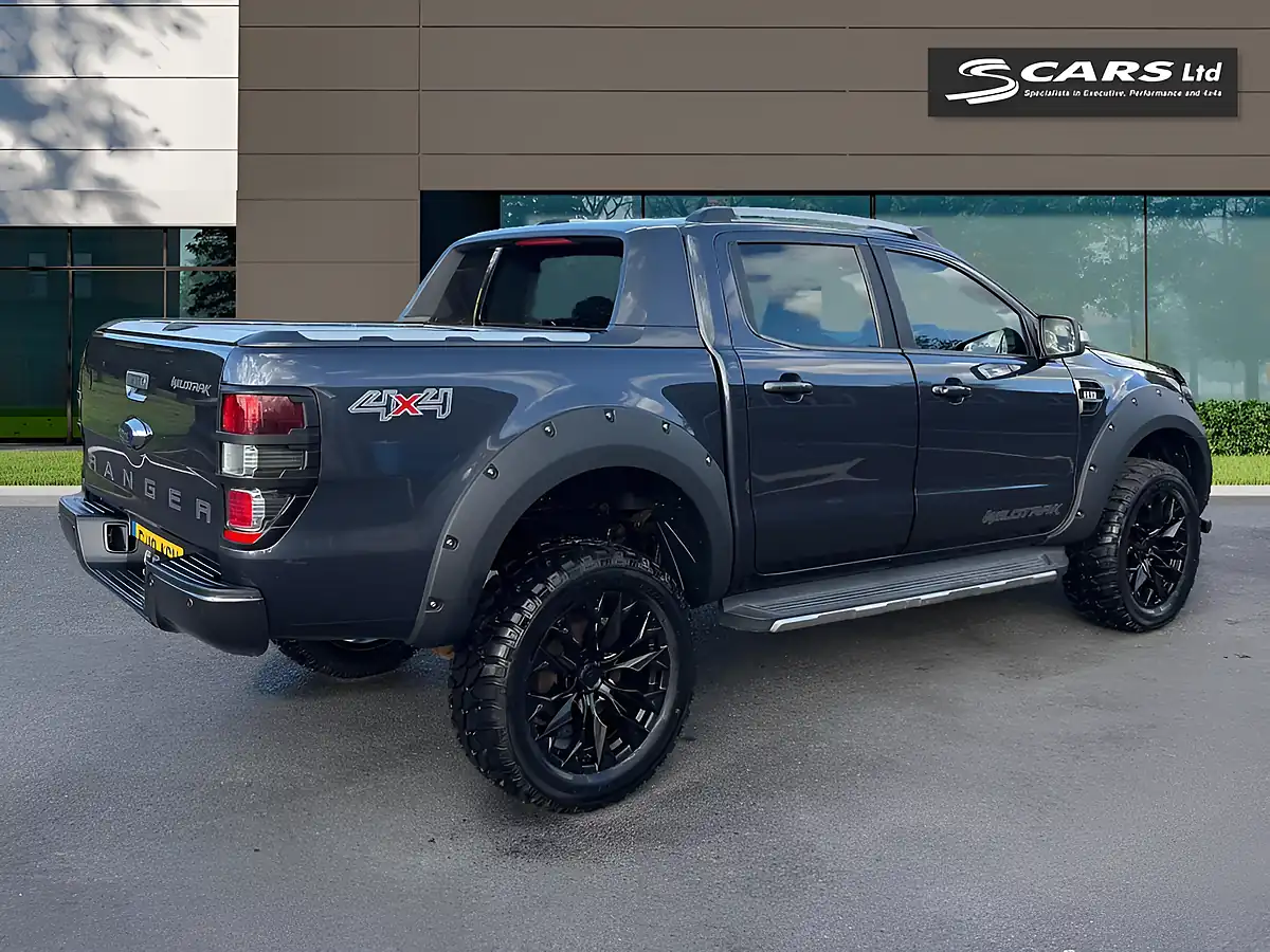 Used 2018 Ford Ranger Wildtrak 4X4 Dcb Grey - Interior and Exterior details 7