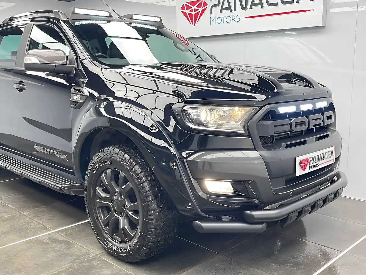 Used 2018 Ford Ranger Wildtrak Black - Interior and Exterior details 4