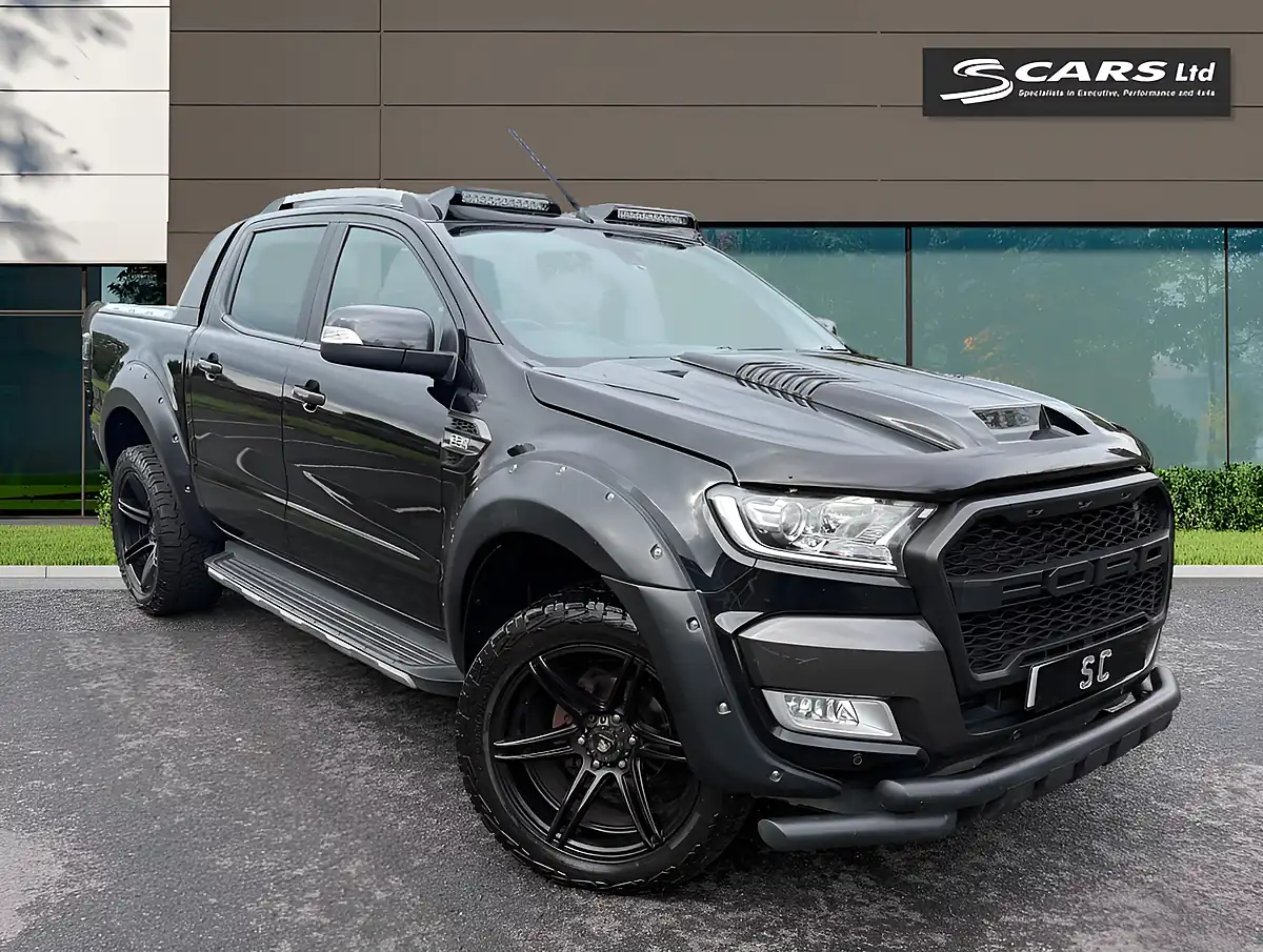 Used 2018 Ford Ranger Wildtrak Black - Interior and Exterior details 11