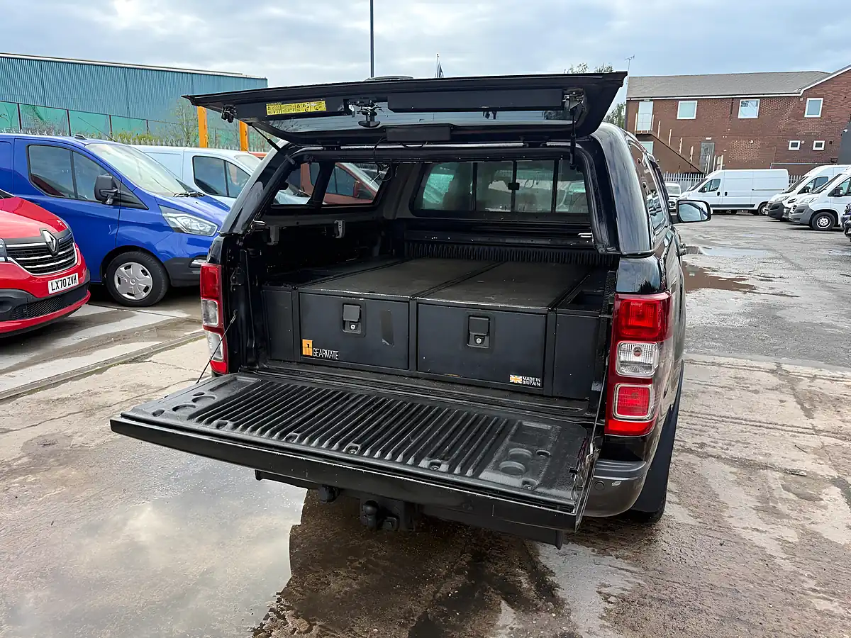 Used 2018 Ford Ranger Wildtrak Black - Interior and Exterior details 11