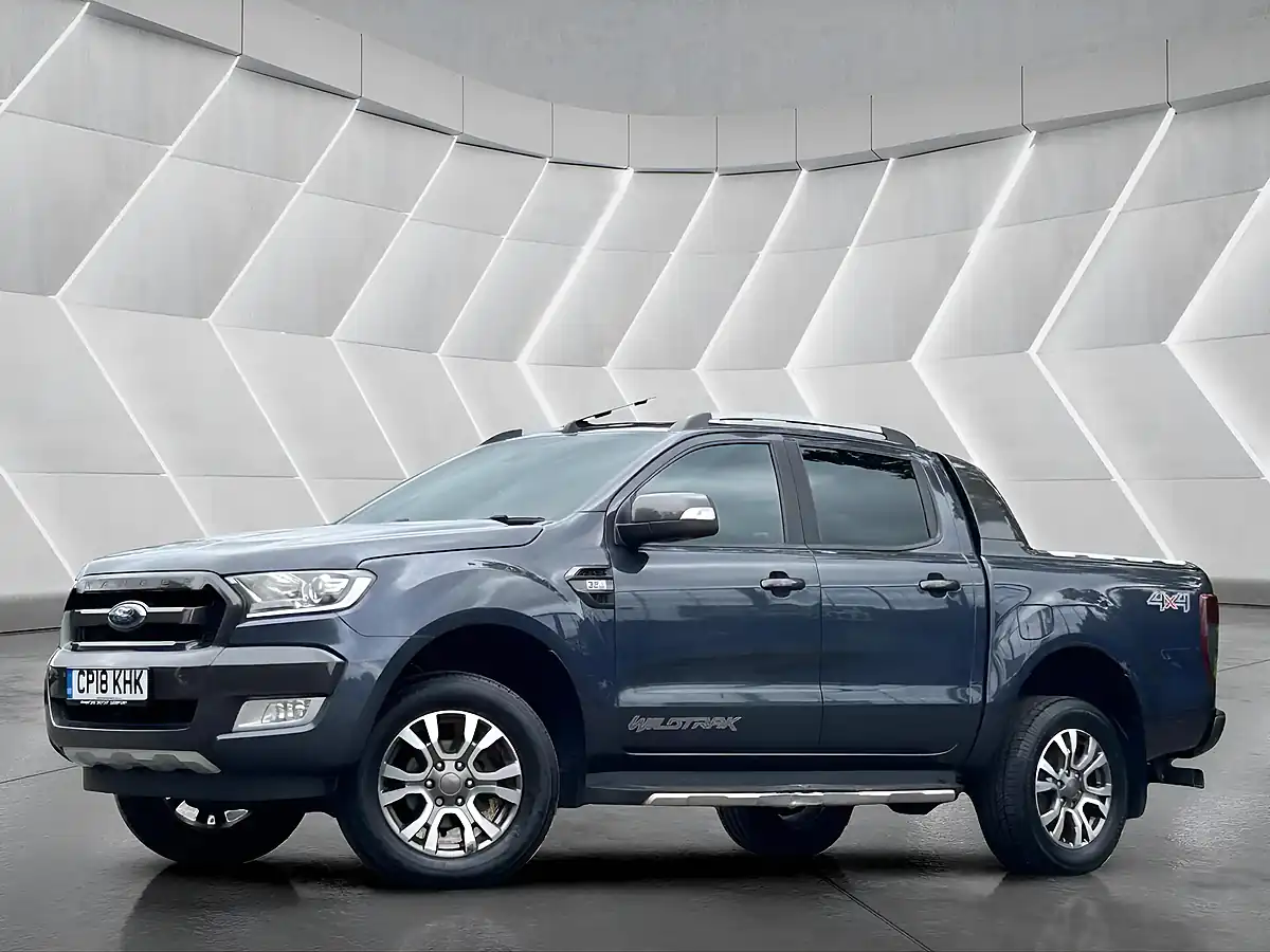 Used 2018 Ford Ranger Wildtrak Grey - Front View