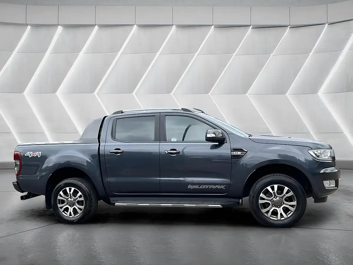 Used 2018 Ford Ranger Wildtrak Grey - Interior and Exterior details 4