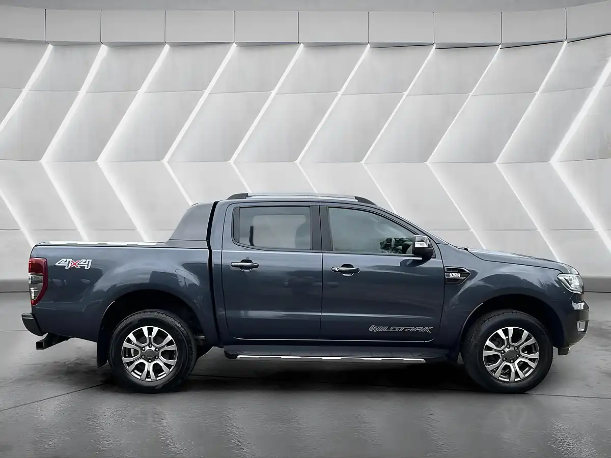 Used 2018 Ford Ranger Wildtrak Grey - Interior and Exterior details 5