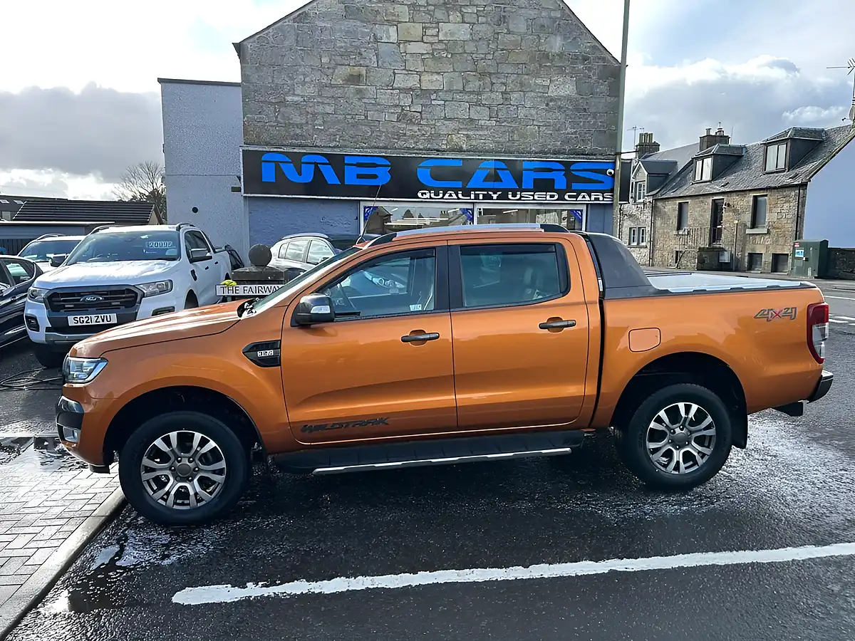 Used 2018 Ford Ranger Wildtrak Orange - Front View