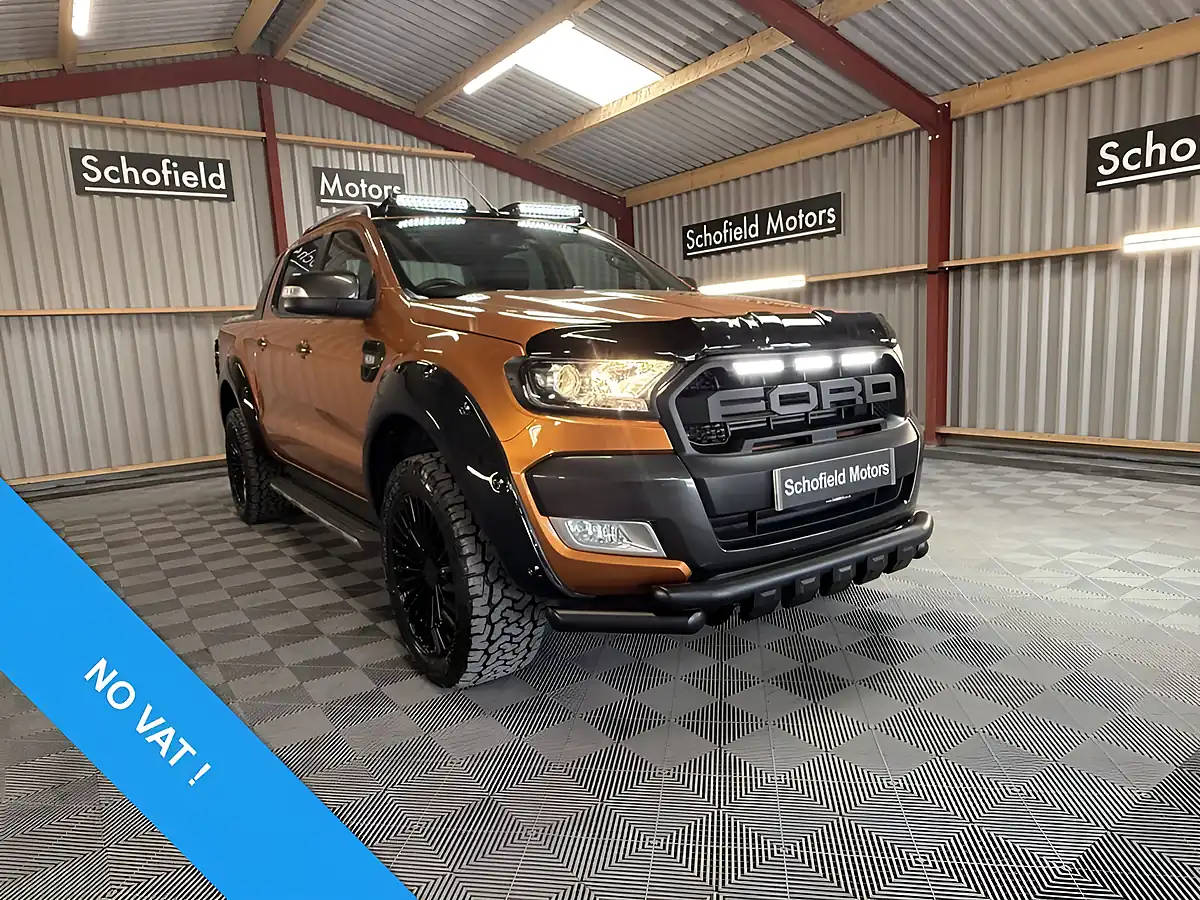 Used 2018 Ford Ranger Wildtrak Orange - Front View