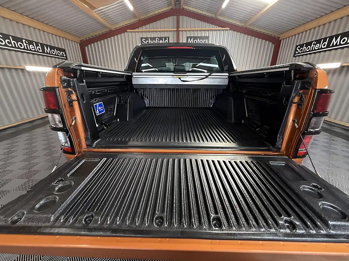 Used 2018 Ford Ranger Wildtrak Orange - Interior and Exterior details 10