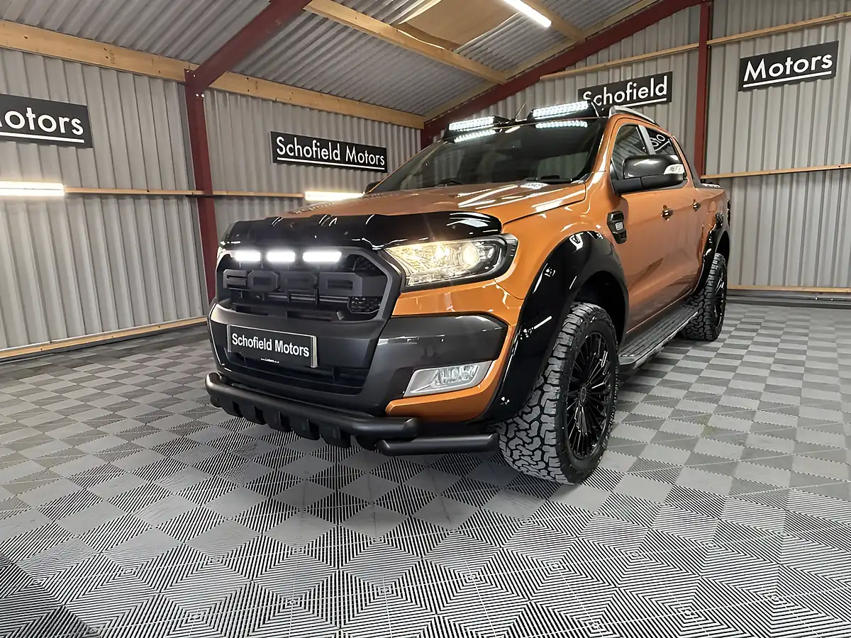 Used 2018 Ford Ranger Wildtrak Orange - Interior and Exterior details 11