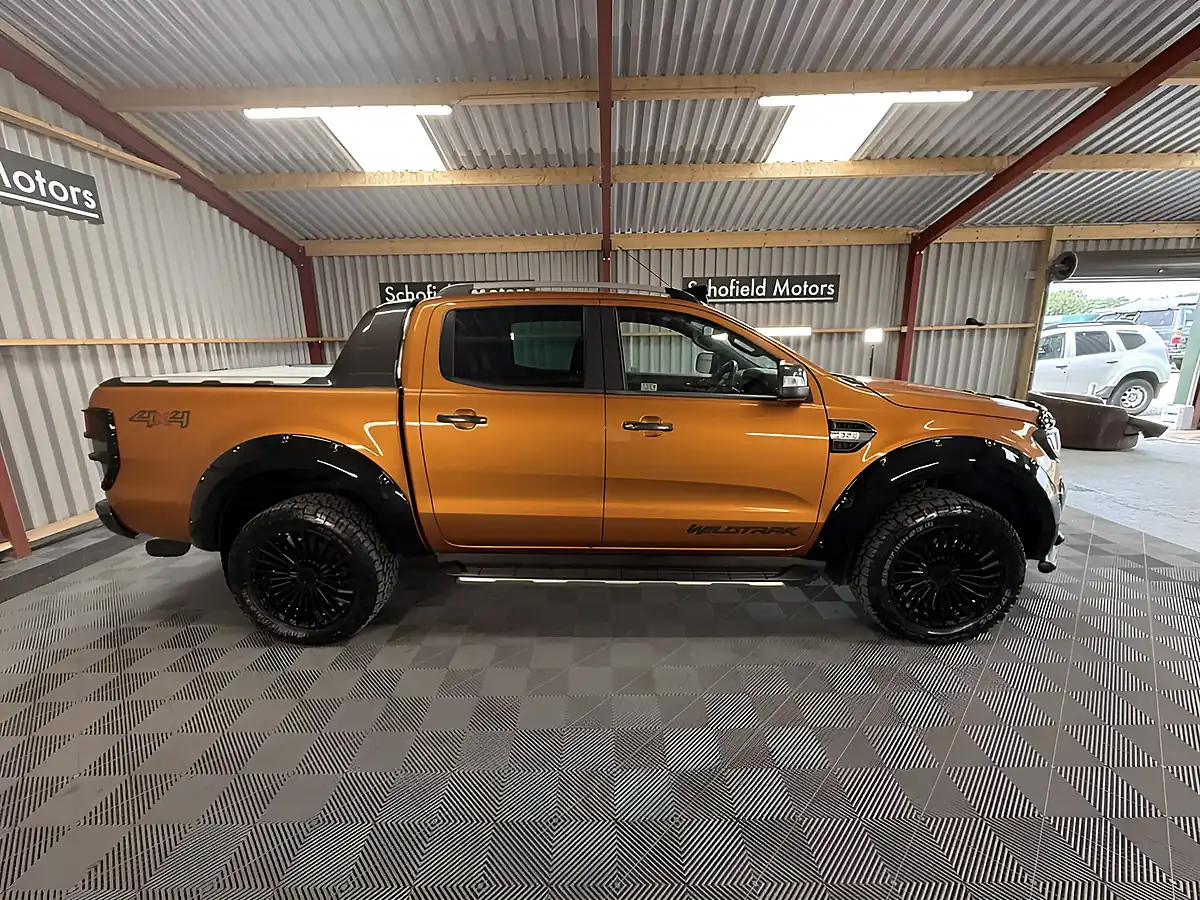 Used 2018 Ford Ranger Wildtrak Orange - Interior and Exterior details 19
