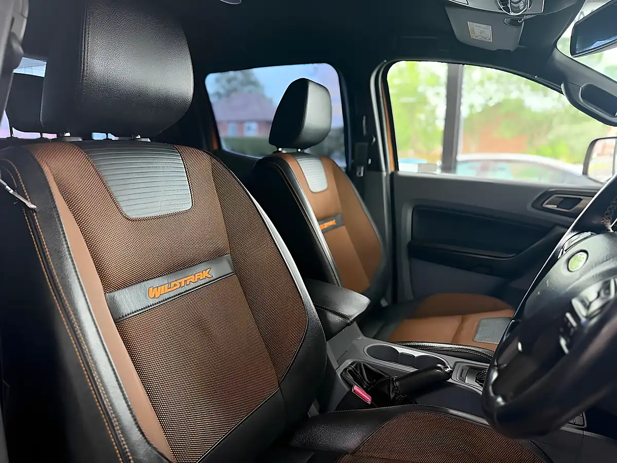 Used 2018 Ford Ranger Wildtrak Orange - Interior and Exterior details 14