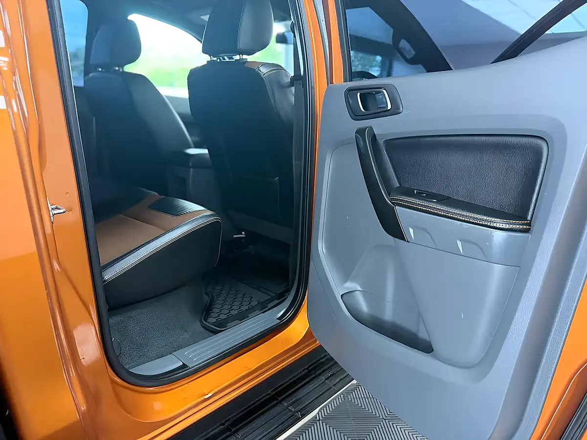 Used 2018 Ford Ranger Wildtrak Orange - Interior and Exterior details 19