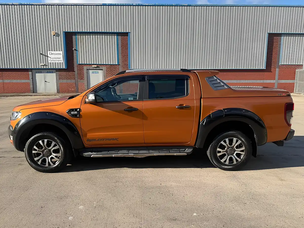 Used 2018 Ford Ranger Wildtrak Orange - Interior and Exterior details 6