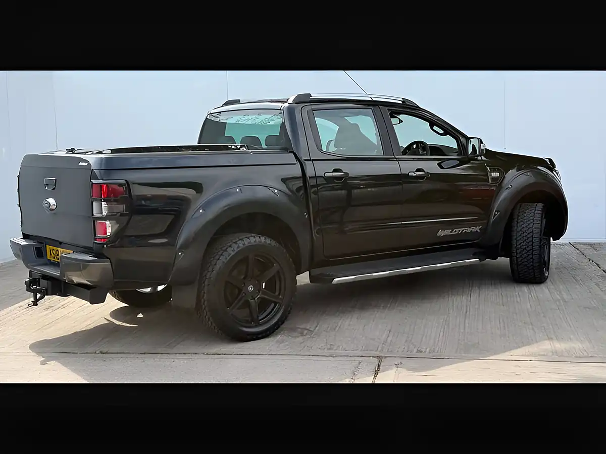 Used 2018 Ford Ranger Wildtrak Panther Black - Interior and Exterior details 15