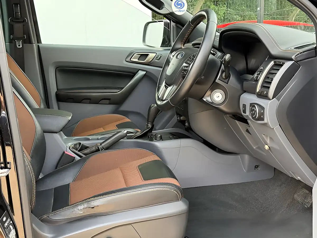 Used 2018 Ford Ranger Wildtrak Panther Black - Interior and Exterior details 3