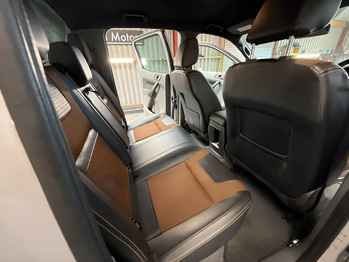 Used 2018 Ford Ranger Wildtrak Silver - Interior and Exterior details 11